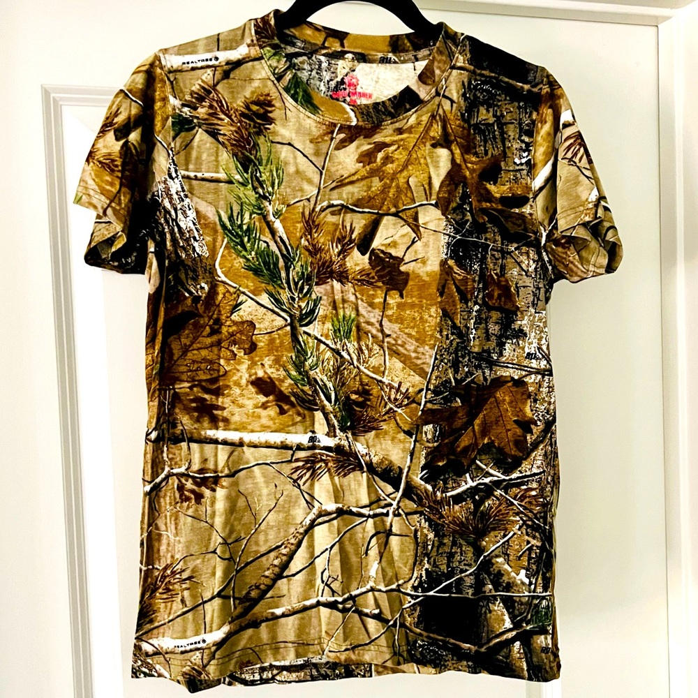 NWOT Game Winner Camo T-Shirt